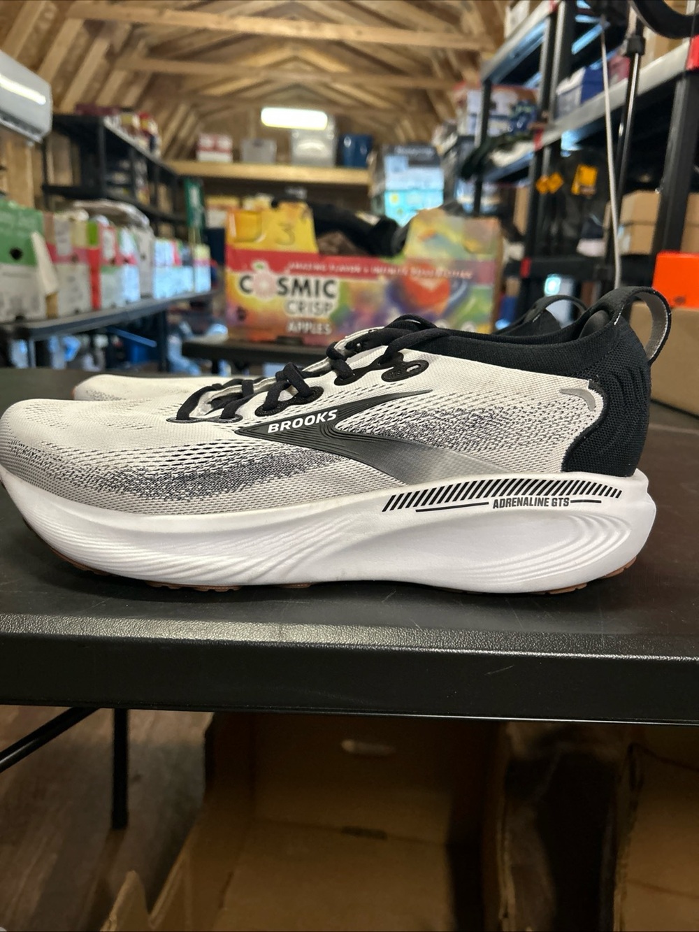 Brooks Men’s Adrenaline GTS Athletic Shoes- White/Black Size 14. No box